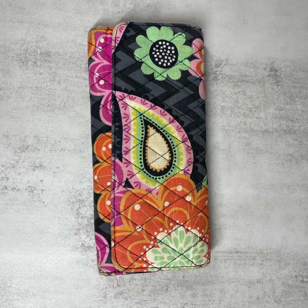 Vera Bradley Wallet Floral Paisley Quilted Colorful